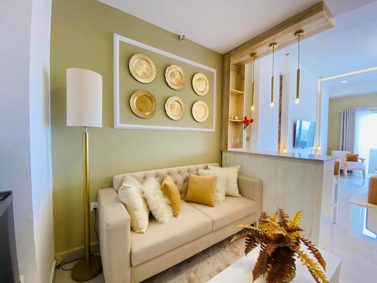 Ocean Breeze - Udaya Luxury Apartments 니곰보 외부 사진