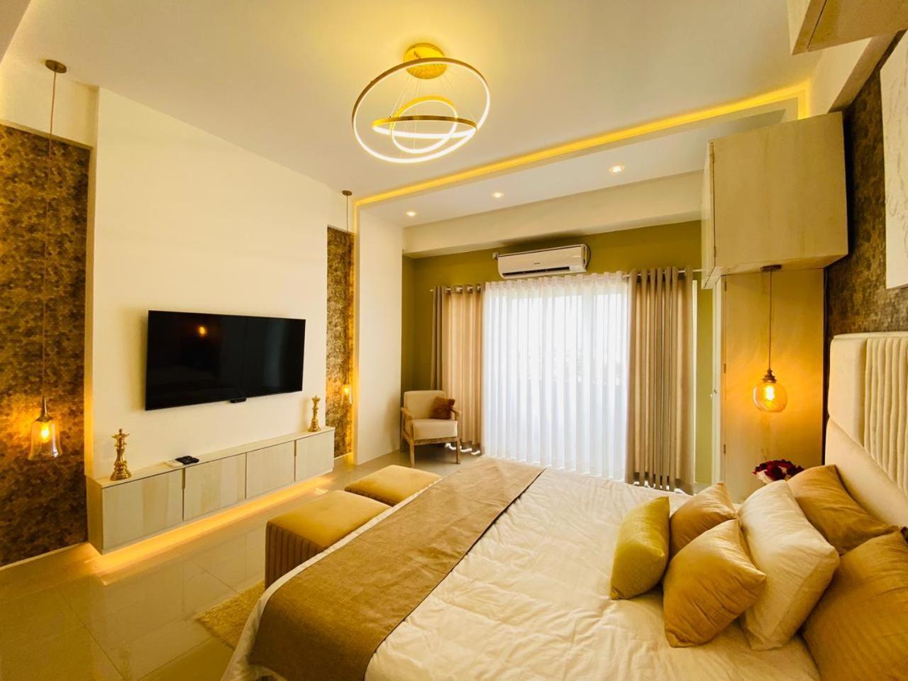 Ocean Breeze - Udaya Luxury Apartments 니곰보 외부 사진